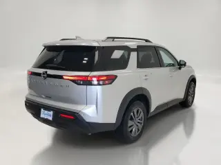 Nissan Pathfinder 2025 SV 4p SUV