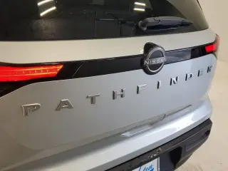 Nissan Pathfinder 2025 SV 4p SUV