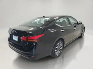 Nissan Altima 2025 2.5 SV 4p Sedan