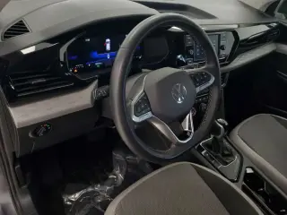 Volkswagen Taos 2024 S SUV de 4 puertas