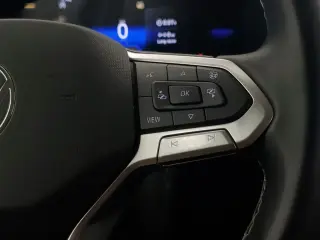 Volkswagen Taos 2024 S SUV de 4 puertas