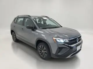 Volkswagen Taos 2024 S SUV de 4 puertas
