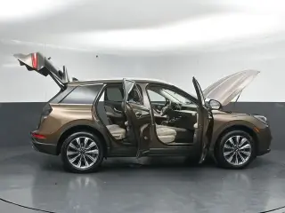 Lincoln Corsair 2022 AWD Reserve 4 puertas SUV