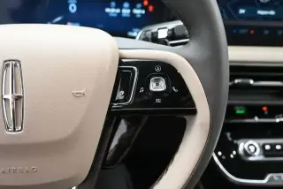 Lincoln Corsair 2023 AWD Standard 4p SUV