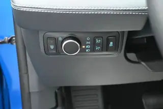 Ford Mustang Mach-E 2025 AWD Select 4p SUV