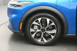 Ford Mustang Mach-E 2025 AWD Select 4p SUV