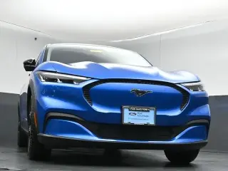 Ford Mustang Mach-E 2025 AWD Select 4p SUV