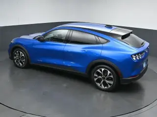 Ford Mustang Mach-E 2025 AWD Select 4p SUV