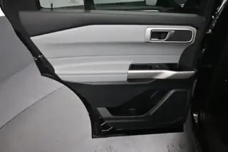 Ford Explorer 2024 AWD XLT SUV de 4 puertas