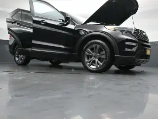 Ford Explorer 2024 AWD XLT SUV de 4 puertas
