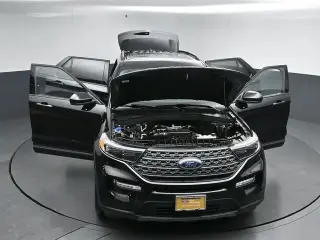 Ford Explorer 2024 AWD XLT SUV de 4 puertas