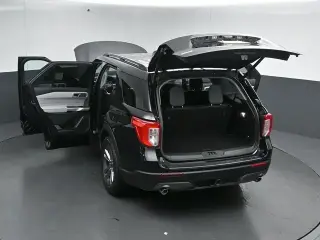 Ford Explorer 2024 AWD XLT SUV de 4 puertas