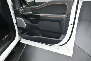 Ford F-150 2022 4x4 Platinum 4p SuperCrew 6.5 pies SB