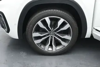 Volkswagen Atlas 2023 AWD V6 SEL Premium R-Line 4Motion 4p SUV