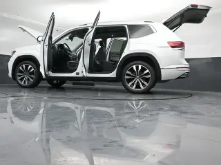 Volkswagen Atlas 2023 AWD V6 SEL Premium R-Line 4Motion 4p SUV