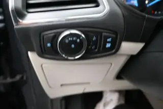 Ford Edge 2023 AWD Titanium 4p Crossover