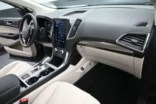 Ford Edge 2023 AWD Titanium 4p Crossover