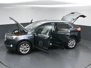 Ford Edge 2023 AWD Titanium 4p Crossover
