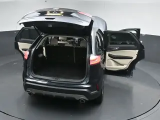 Ford Edge 2023 AWD Titanium 4p Crossover