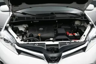 Toyota Sienna 2018 LE 7-Pasajeros Asiento Automático 4p Minivan