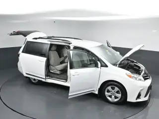 Toyota Sienna 2018 LE 7-Pasajeros Asiento Automático 4p Minivan