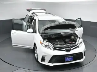 Toyota Sienna 2018 LE 7-Pasajeros Asiento Automático 4p Minivan