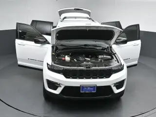 Jeep Grand Cherokee 2023 4x4 Limited 4p SUV