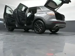Lincoln Nautilus 2023 AWD Reserve 4p SUV
