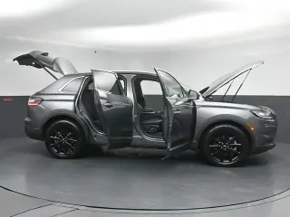 Lincoln Nautilus 2023 AWD Reserve 4p SUV