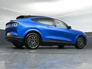 Ford Mustang Mach-E 2025 AWD Premium 4p SUV