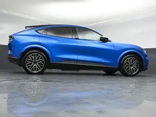 Ford Mustang Mach-E 2025 AWD Premium 4p SUV