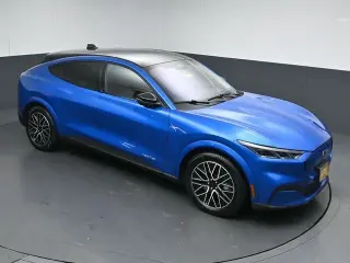 Ford Mustang Mach-E 2025 AWD Premium 4p SUV