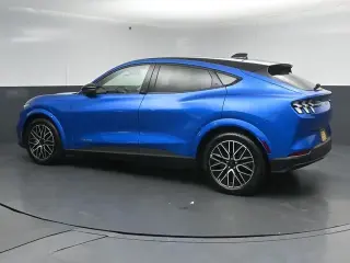 Ford Mustang Mach-E 2025 AWD Premium 4p SUV