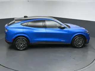 Ford Mustang Mach-E 2025 AWD Premium 4p SUV