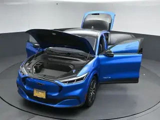 Ford Mustang Mach-E 2025 AWD Premium 4p SUV