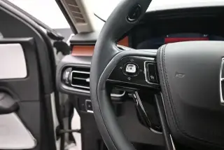SUV de 4 puertas Lincoln Aviator 2021 AWD Reserve