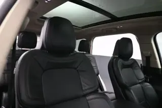 SUV de 4 puertas Lincoln Aviator 2021 AWD Reserve