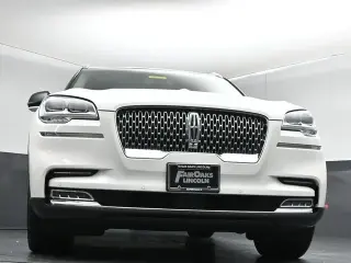SUV de 4 puertas Lincoln Aviator 2021 AWD Reserve