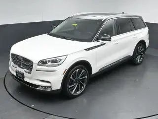 SUV de 4 puertas Lincoln Aviator 2021 AWD Reserve