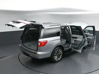 Lincoln Navigator 2020 4x4 Reserve 4dr SUV