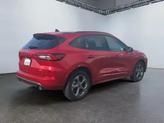 Ford Escape Hybrid 2024 ST-Line 4p SUV