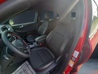 Ford Escape Hybrid 2024 ST-Line 4p SUV