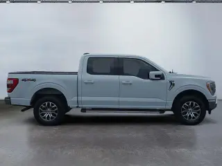 Ford F-150 2022 4x4 Lariat 4p SuperCrew 5.5 pies CB