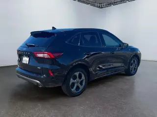 Ford Escape Hybrid 2023 ST-Line 4p SUV