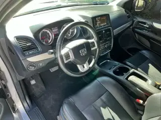 Grand Caravan 2017 --- Minivan