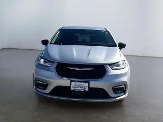 Chrysler Pacifica 2024 Touring L 4dr Minivan