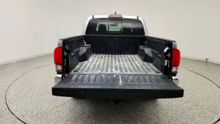Toyota Tacoma 2018 4x2 TRD Off-Road 4dr Double Cab 5.0 ft SB