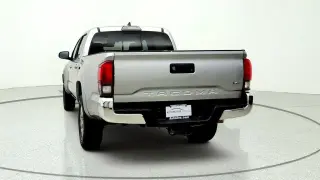 Toyota Tacoma 2018 4x2 TRD Off-Road 4dr Double Cab 5.0 ft SB