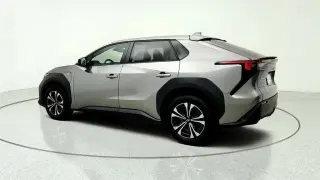 Subaru Solterra 2023 AWD Premium 4dr Crossover