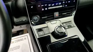 Subaru Solterra 2023 AWD Premium 4dr Crossover